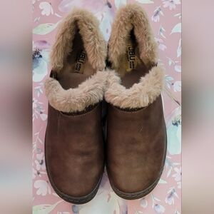 JBU by JAMBU brown shoes size 9.